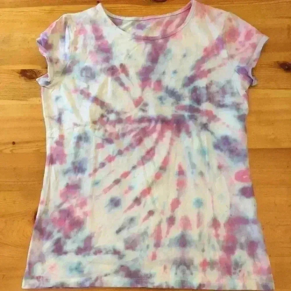 🌸New. Tie dye T-shirt